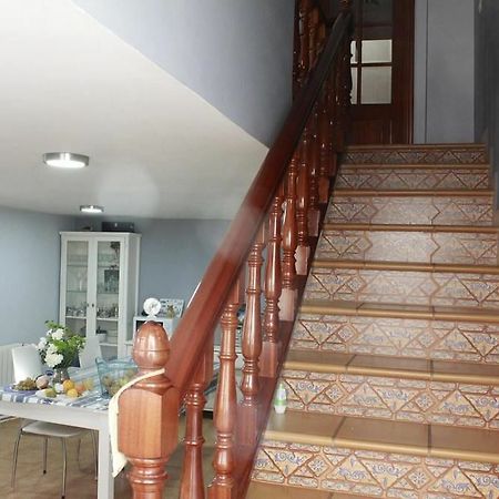 House With 2 Bedrooms In Bueu, With Enclosed Garden And Wifi - 60 M Fr Экстерьер фото